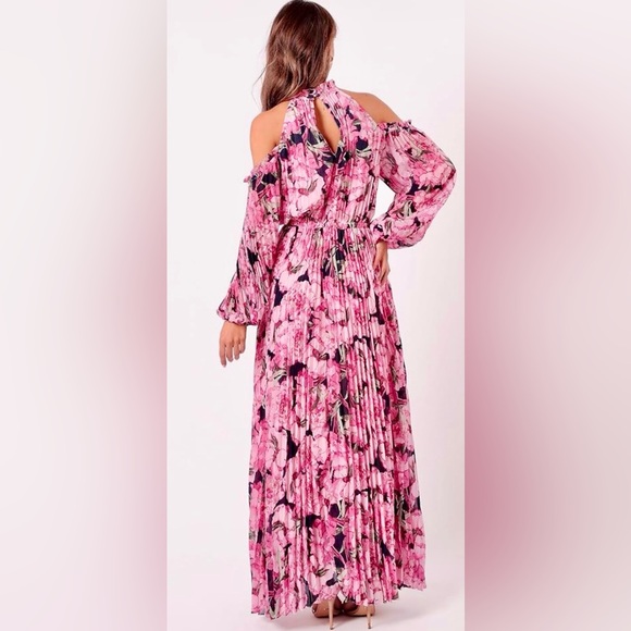 Petal & Pup Hilary Pleated Cold Shoulder Floral Maxi Dress - Picture 8 of 15